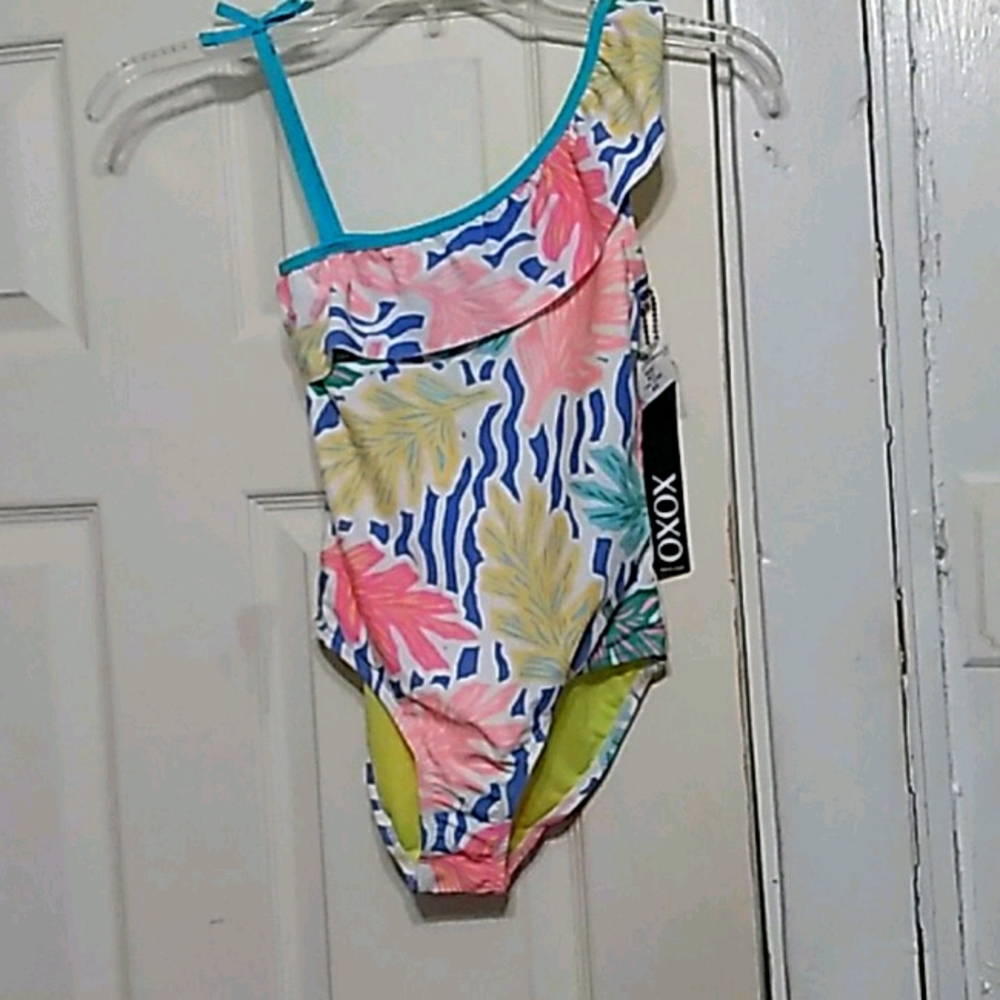 BRAND NEW SWIMSUIT